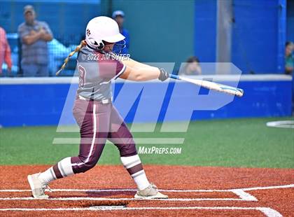Thumbnail 3 in Thorndale vs Latexo (UIL 2A Regional Quarterfinal) photogallery.