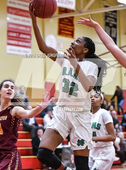 Thumbnail 1 in St. Mary's vs. Menlo-Atherton photogallery.