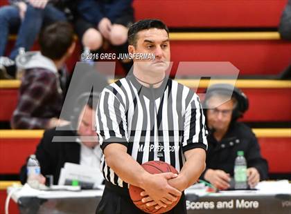 Thumbnail 2 in St. Mary's vs. Menlo-Atherton photogallery.