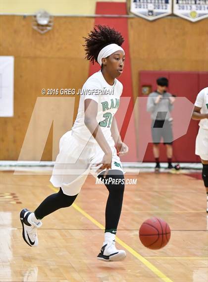 Thumbnail 3 in St. Mary's vs. Menlo-Atherton photogallery.