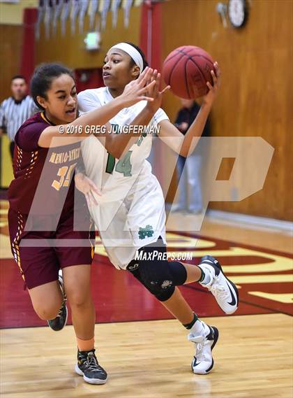 Thumbnail 3 in St. Mary's vs. Menlo-Atherton photogallery.
