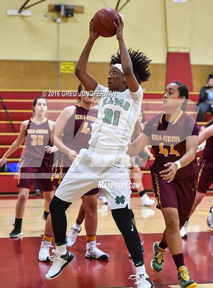Thumbnail 2 in St. Mary's vs. Menlo-Atherton photogallery.