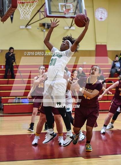 Thumbnail 3 in St. Mary's vs. Menlo-Atherton photogallery.