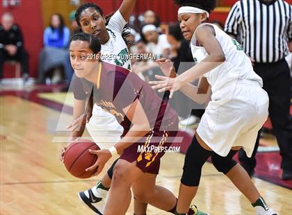 Thumbnail 2 in St. Mary's vs. Menlo-Atherton photogallery.
