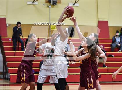 Thumbnail 3 in St. Mary's vs. Menlo-Atherton photogallery.