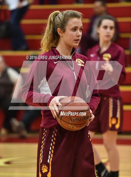 Thumbnail 2 in St. Mary's vs. Menlo-Atherton photogallery.