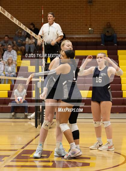 Thumbnail 3 in Cactus Shadows @ Salpointe Catholic (4A Quarterfinal) photogallery.