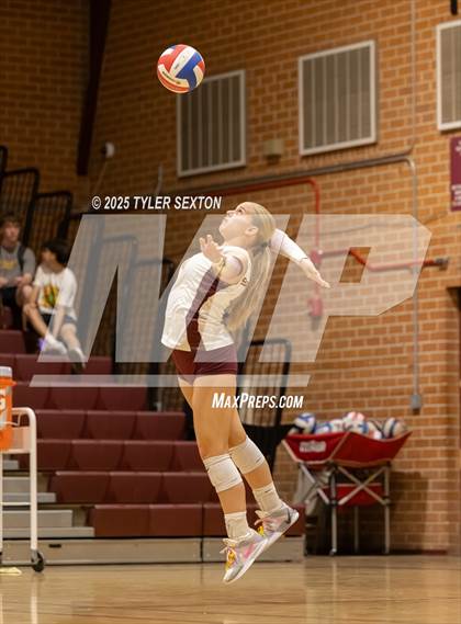 Thumbnail 1 in Cactus Shadows @ Salpointe Catholic (4A Quarterfinal) photogallery.