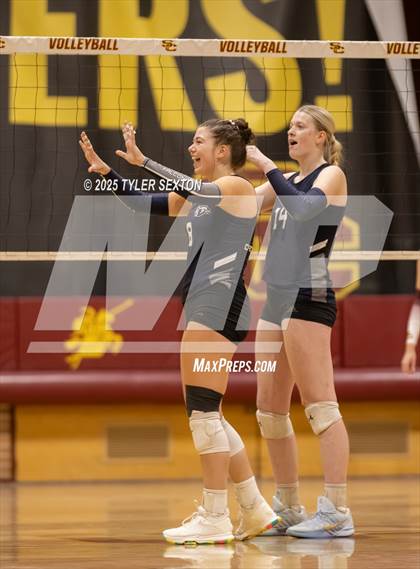 Thumbnail 2 in Cactus Shadows @ Salpointe Catholic (4A Quarterfinal) photogallery.