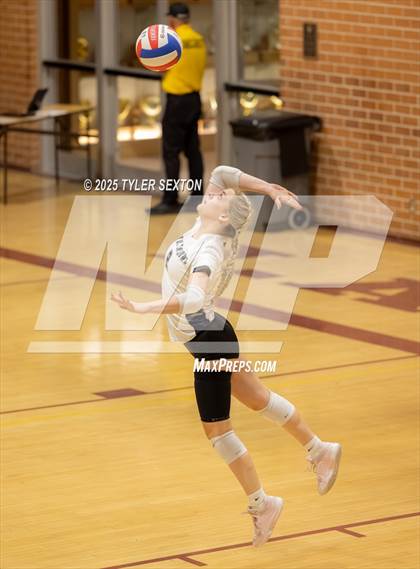 Thumbnail 1 in Cactus Shadows @ Salpointe Catholic (4A Quarterfinal) photogallery.