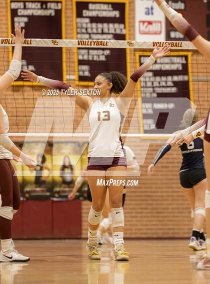 Thumbnail 3 in Cactus Shadows @ Salpointe Catholic (4A Quarterfinal) photogallery.
