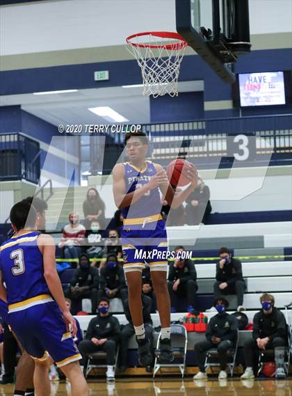 Thumbnail 3 in Cyprus vs. Farmington (CC Winter Invitational) photogallery.