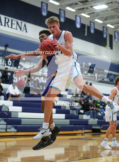Thumbnail 3 in Cyprus vs. Farmington (CC Winter Invitational) photogallery.