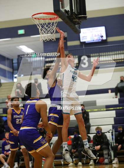 Thumbnail 2 in Cyprus vs. Farmington (CC Winter Invitational) photogallery.