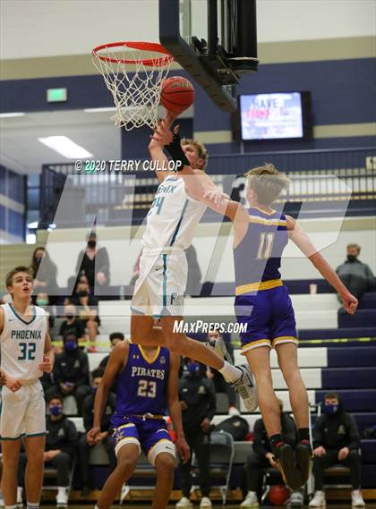 Thumbnail 2 in Cyprus vs. Farmington (CC Winter Invitational) photogallery.