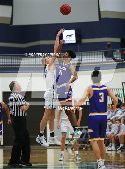 Thumbnail 2 in Cyprus vs. Farmington (CC Winter Invitational) photogallery.