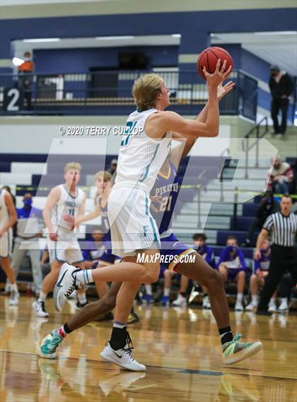Thumbnail 1 in Cyprus vs. Farmington (CC Winter Invitational) photogallery.