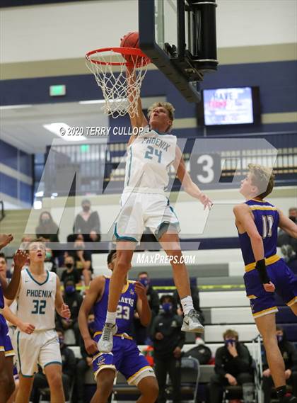 Thumbnail 2 in Cyprus vs. Farmington (CC Winter Invitational) photogallery.