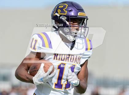 Thumbnail 3 in Archbishop Riordan @ Serra photogallery.