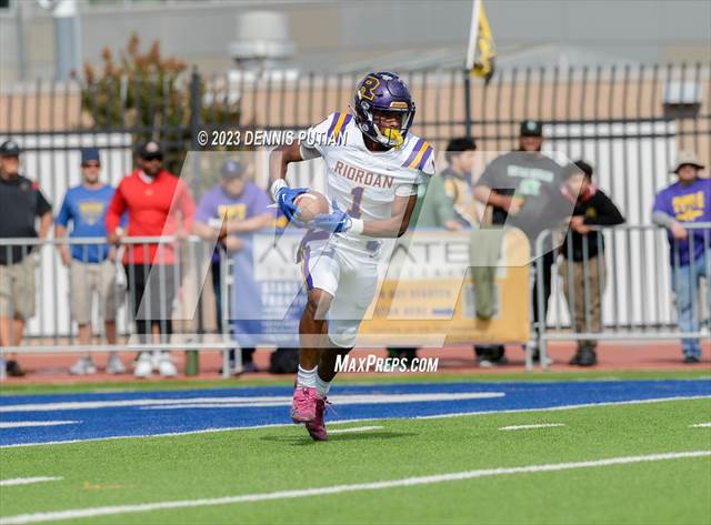Max Riordan Photo 126 in the Archbishop Riordan @ Serra Photo Gallery (273 Photos)