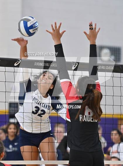 Thumbnail 3 in Sierra Canyon vs. 'Iolani (Durango Fall Classic) photogallery.