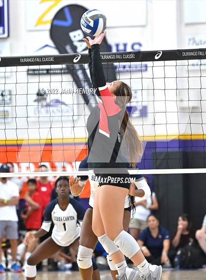 Thumbnail 3 in Sierra Canyon vs. 'Iolani (Durango Fall Classic) photogallery.