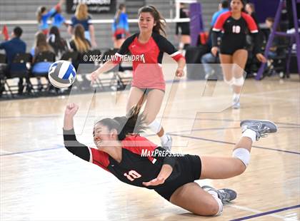 Thumbnail 2 in Sierra Canyon vs. 'Iolani (Durango Fall Classic) photogallery.