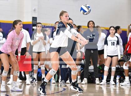 Thumbnail 2 in Sierra Canyon vs. 'Iolani (Durango Fall Classic) photogallery.