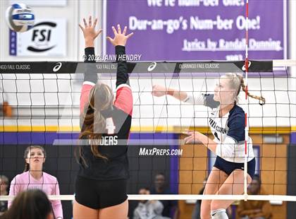 Thumbnail 1 in Sierra Canyon vs. 'Iolani (Durango Fall Classic) photogallery.