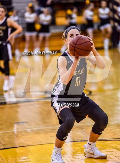 Thumbnail 2 in West vs Blue Valley (KSHSAA 6A Sub State Playoff) photogallery.