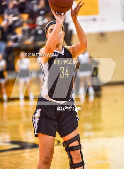 Thumbnail 2 in West vs Blue Valley (KSHSAA 6A Sub State Playoff) photogallery.