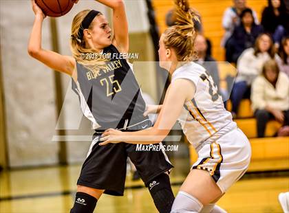 Thumbnail 2 in West vs Blue Valley (KSHSAA 6A Sub State Playoff) photogallery.