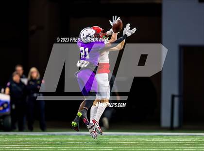 Thumbnail 3 in Albany vs. Mart (UIL 2A D2 Football Final) photogallery.