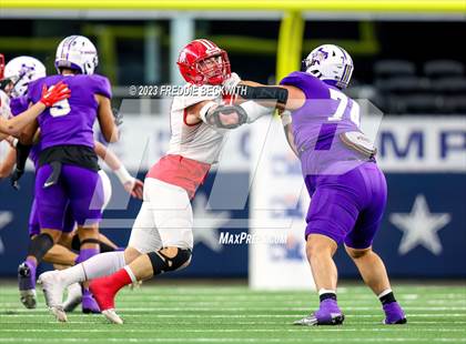 Thumbnail 3 in Albany vs. Mart (UIL 2A D2 Football Final) photogallery.