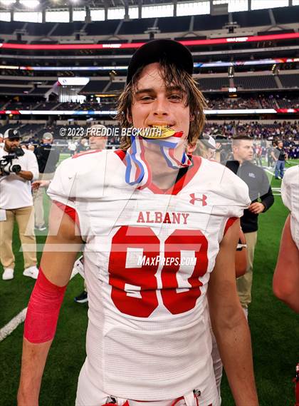 Thumbnail 3 in Albany vs. Mart (UIL 2A D2 Football Final) photogallery.