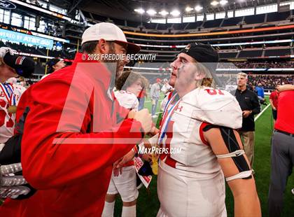 Thumbnail 1 in Albany vs. Mart (UIL 2A D2 Football Final) photogallery.