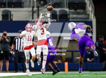 Thumbnail 2 in Albany vs. Mart (UIL 2A D2 Football Final) photogallery.