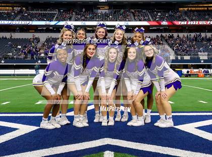 Thumbnail 2 in Albany vs. Mart (UIL 2A D2 Football Final) photogallery.