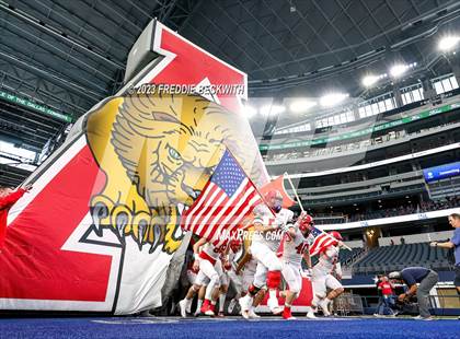 Thumbnail 3 in Albany vs. Mart (UIL 2A D2 Football Final) photogallery.