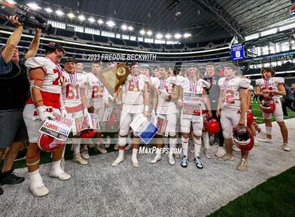 Thumbnail 2 in Albany vs. Mart (UIL 2A D2 Football Final) photogallery.