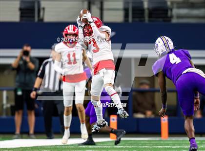 Thumbnail 2 in Albany vs. Mart (UIL 2A D2 Football Final) photogallery.