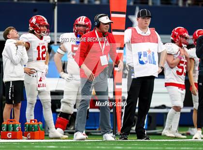 Thumbnail 1 in Albany vs. Mart (UIL 2A D2 Football Final) photogallery.