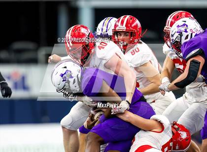 Thumbnail 3 in Albany vs. Mart (UIL 2A D2 Football Final) photogallery.