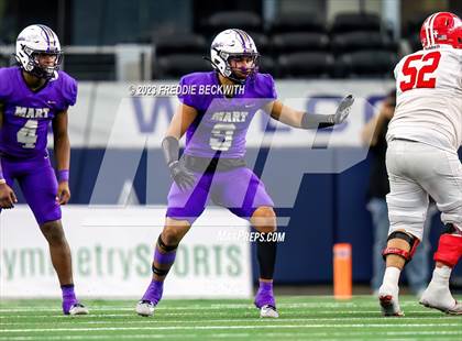 Thumbnail 3 in Albany vs. Mart (UIL 2A D2 Football Final) photogallery.