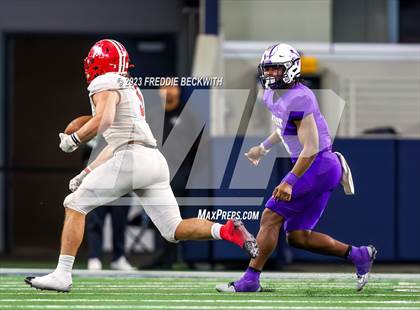 Thumbnail 1 in Albany vs. Mart (UIL 2A D2 Football Final) photogallery.