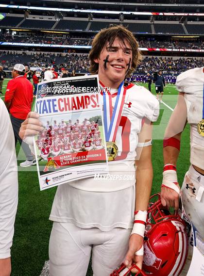 Thumbnail 3 in Albany vs. Mart (UIL 2A D2 Football Final) photogallery.