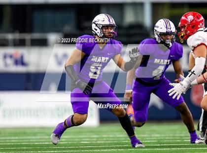 Thumbnail 1 in Albany vs. Mart (UIL 2A D2 Football Final) photogallery.