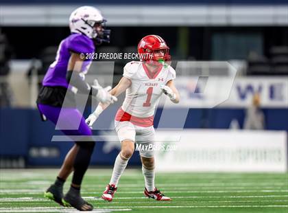 Thumbnail 2 in Albany vs. Mart (UIL 2A D2 Football Final) photogallery.