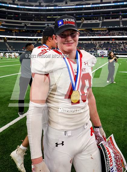 Thumbnail 3 in Albany vs. Mart (UIL 2A D2 Football Final) photogallery.