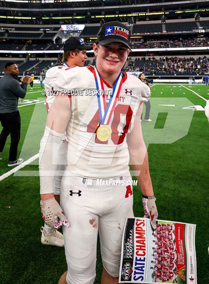 Thumbnail 1 in Albany vs. Mart (UIL 2A D2 Football Final) photogallery.